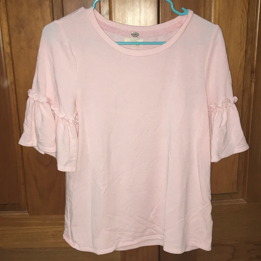 Short Sleeve Detail Top